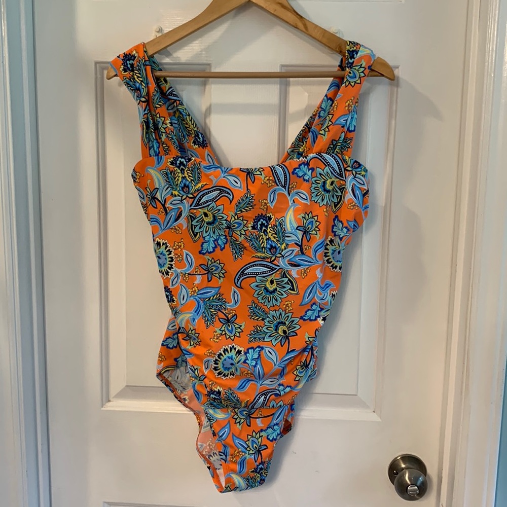 Jantzen size 14 one piece swim suit